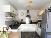 3 Bedroom Semi detached House For Rent In Hunslet, Leeds