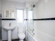 3 bedroom semi detached house for rent in Isaacson...