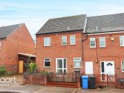 3 bedroom semi detached house for rent in Kerville...