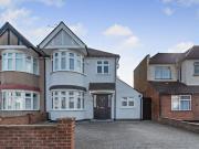 3 bedroom semi detached house for rent in Kingsway...