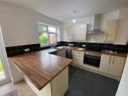 3 bedroom semi detached house for rent in Kingsway...