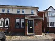3 bedroom semi detached house for rent in Limesdale...