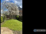 3 Bedroom Semi detached House For Rent In London