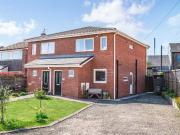 3 bedroom semi detached house for rent in Longsight,...