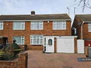 3 Bedroom Semi detached House For Rent In Luton