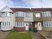 3 Bedroom Semi detached House For Rent In Luton,...