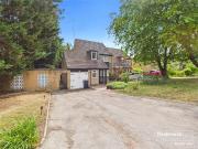 3 bedroom semi detached house for rent in Marshall...