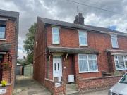 3 bedroom semi detached house for rent in Melville Road,...
