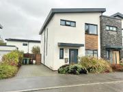 3 bedroom semi detached house for rent in Newcourt...