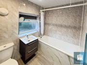 3 bedroom semi detached house for rent in North Carr...