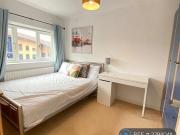 3 bedroom semi detached house for rent in Old York...