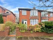 3 Bedroom Semi detached House For Rent In Oldham,...
