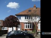 3 Bedroom Semi detached House For Rent In Portsmouth