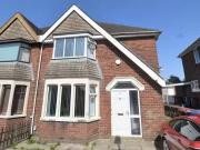 3 bedroom semi detached house for rent in Quebec Road,...