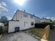 3 bedroom semi detached house for rent in Raynel Mount,...