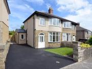 3 bedroom semi detached house for rent in Regent Avenue,...