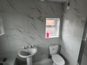 3 bedroom semi detached house for rent in Rosamonds...