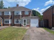3 bedroom semi detached house for rent in Rowlands...