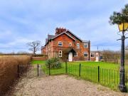 3 Bedroom Semi detached House For Rent In Runcorn Road,...