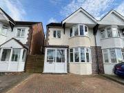 3 Bedroom Semi detached House For Rent In Shirley