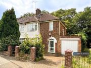 3 bedroom semi detached house for rent in South Park...