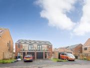 3 bedroom semi detached house for rent in Speckledwood...