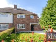 3 bedroom semi detached house for rent in The Highway,...