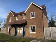 3 bedroom semi detached house for rent in The Orchards,...