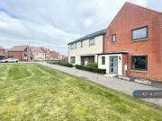 3 bedroom semi detached house for rent in Trinity Way,...