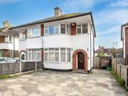 3 bedroom semi detached house for rent in Tudor Way,...