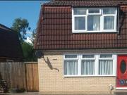 3 Bedroom Semi detached House For Rent In Warwick