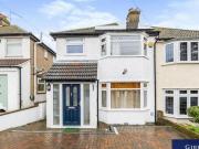 3 Bedroom Semi detached House For Rent In Watford,...