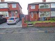 3 bedroom semi detached house for rent in Welwyn Drive,...