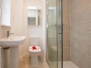 3 bedroom semi detached house for rent in Whitehouse,...