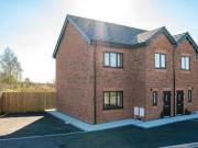3 Bedroom Semi detached House For Rent In Wigan, Lancashire