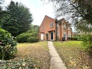 3 bedroom semi detached house for rent in Woodlands Park...
