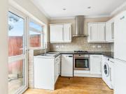 3 bedroom semi detached house for rent in York Avenue,...