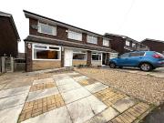 3 bedroom semi detached house for sale