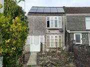 3 bedroom semi detached house for sale in 71 Clyndu...