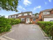 3 bedroom semi detached house for sale in Antrim Road,...