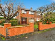 3 bedroom semi detached house for sale in Arlington...