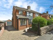 3 bedroom semi detached house for sale in Ashurst Drive,...