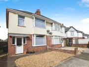 3 bedroom semi detached house for sale in Ashwood Road,...