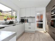 3 bedroom semi detached house for sale in Atherstone...