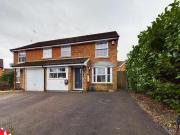 3 Bedroom Semi detached House For Sale In Barnwood,...