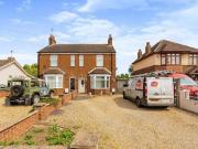 3 Bedroom Semi detached House For Sale In Bedford,...