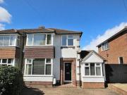 3 Bedroom Semi detached House For Sale In Bedford,...