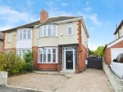 3 bedroom semi detached house for sale in Beech Avenue,...