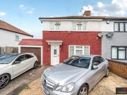 3 bedroom semi detached house for sale in Beresford...