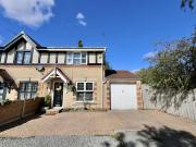 3 bedroom semi detached house for sale in Bermondsey...